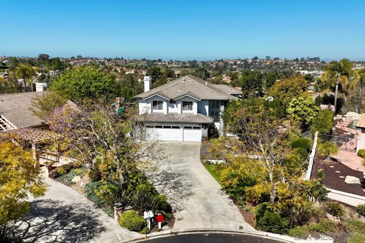 1597 Parkview Dr, Vista, California 92081