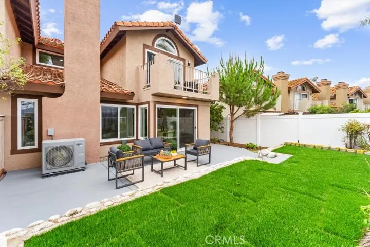 19 Vista Barranca, Rancho Santa Margarita, California 92688
