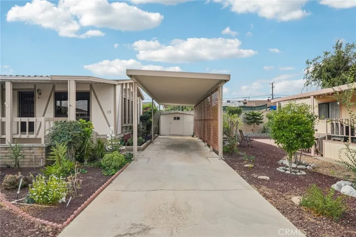 307 S Smith 15, Corona, California 92882