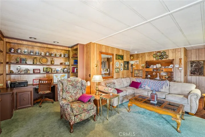 307 S Smith 15, Corona, California 92882