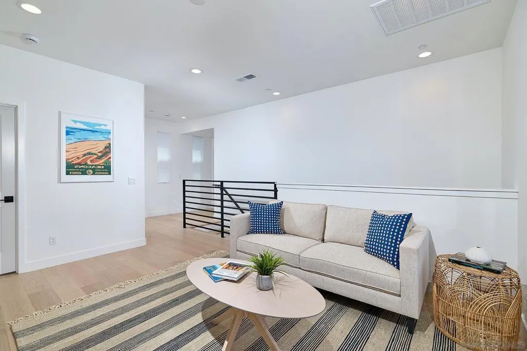 557 N Vulcan Ave, Encinitas, California 92024 home-pic-10