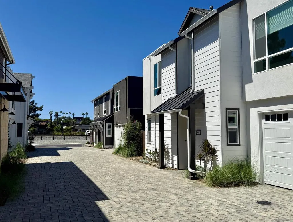 557 N Vulcan Ave, Encinitas, California 92024 home-pic-19