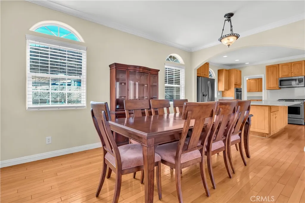 345 Lakeview, Palmdale, California 93551 home-pic-6