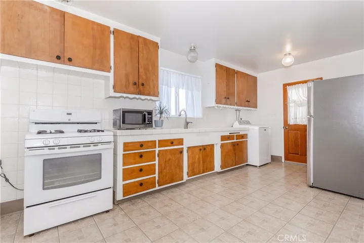 5092 Citation, Cypress, California 90630
