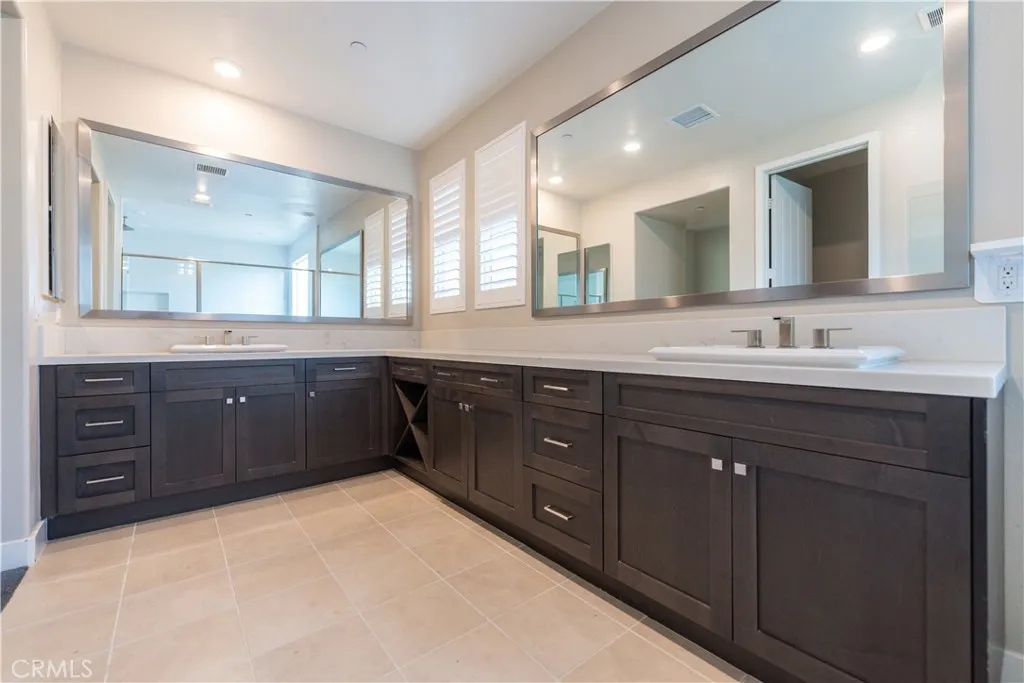 125 Pastel, Irvine, California 92618 home-pic-14
