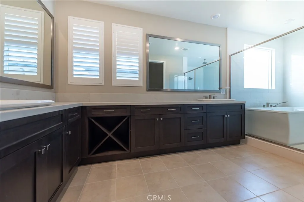 125 Pastel, Irvine, California 92618 home-pic-15