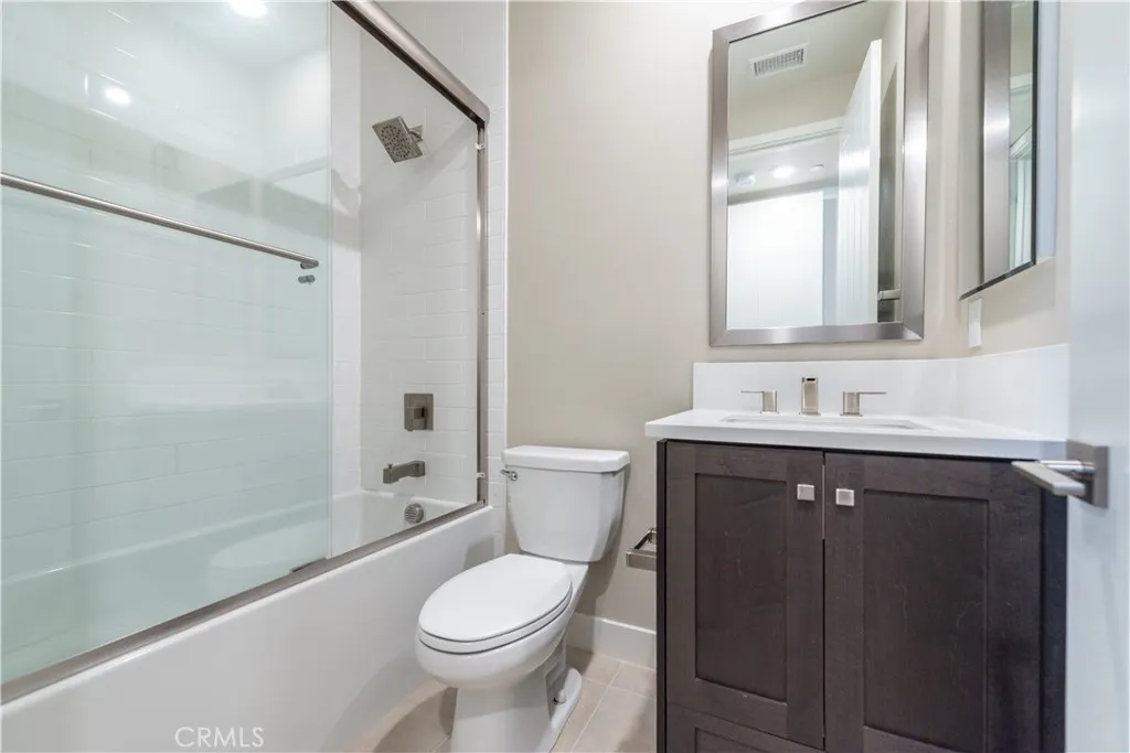 125 Pastel, Irvine, California 92618 home-pic-17