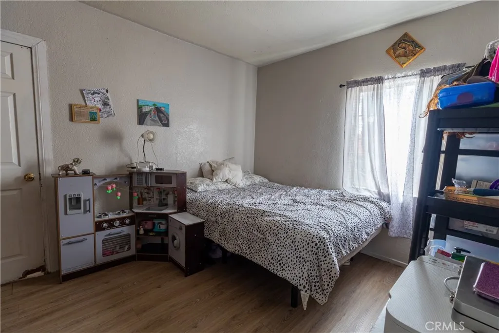 1023 Sentinel Avenue, Los Angeles, California 90063 home-pic-15
