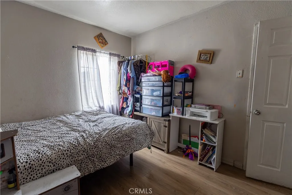 1023 Sentinel Avenue, Los Angeles, California 90063 home-pic-17