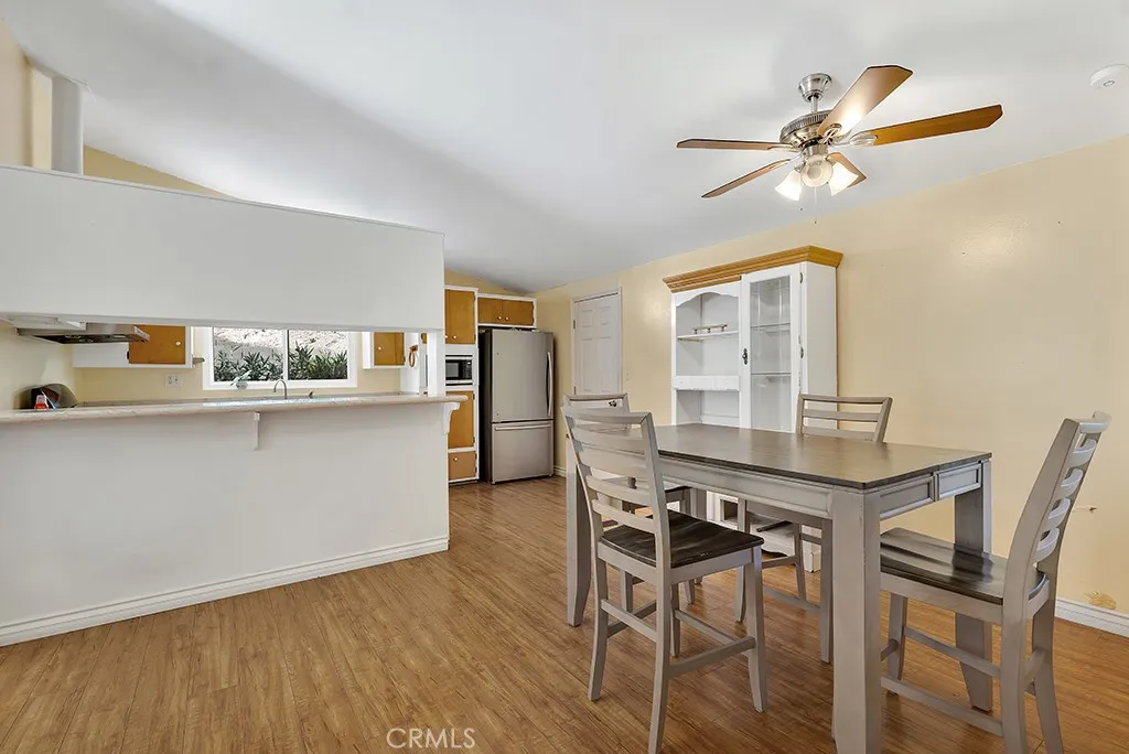 20466 Miranda, Woodland Hills, California 91367 home-pic-13
