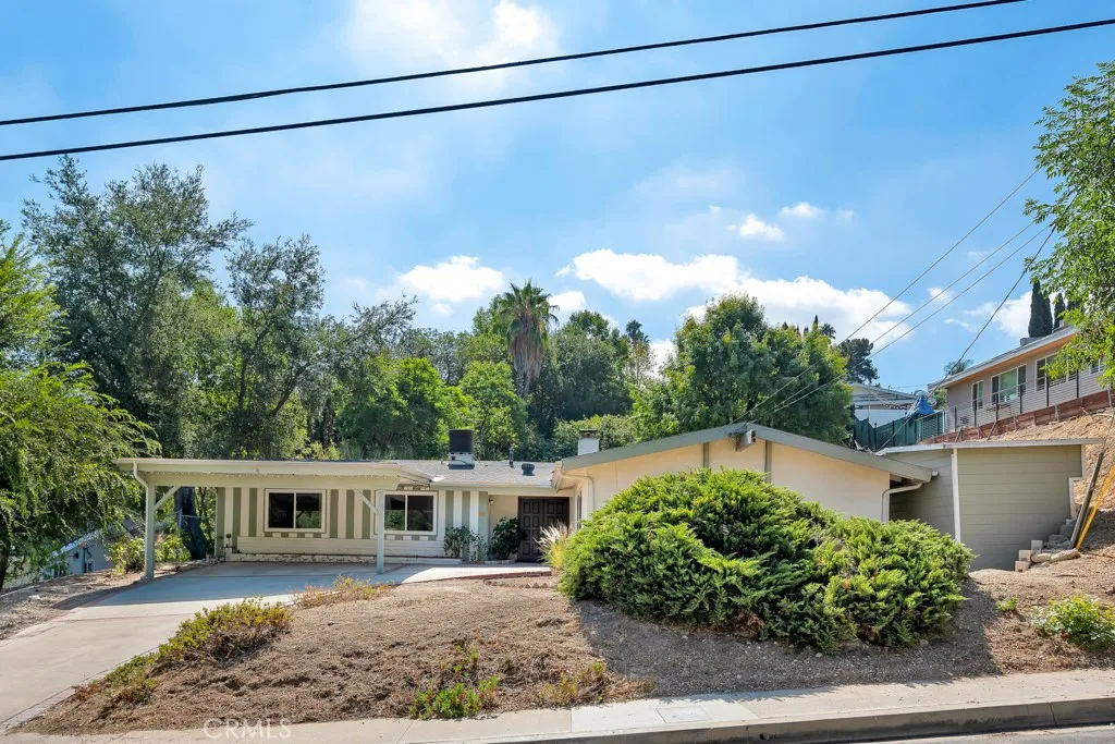 20466 Miranda, Woodland Hills, California 91367 home-pic-41