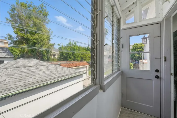 1327 S Burnside, Los Angeles, California 90019