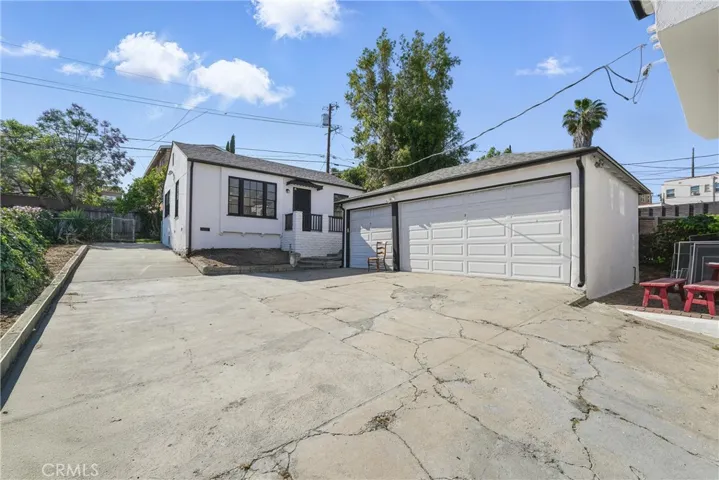 1327 S Burnside, Los Angeles, California 90019