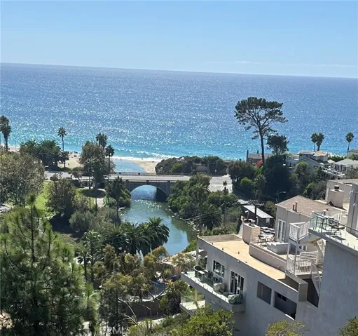 21692 Ocean Vista Drive #d, Laguna Beach, California 92651