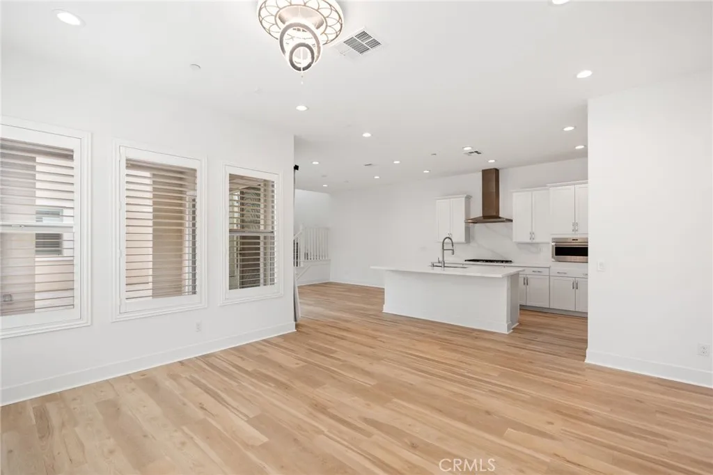 1131 Cadence, Irvine, California 92618 home-pic-4