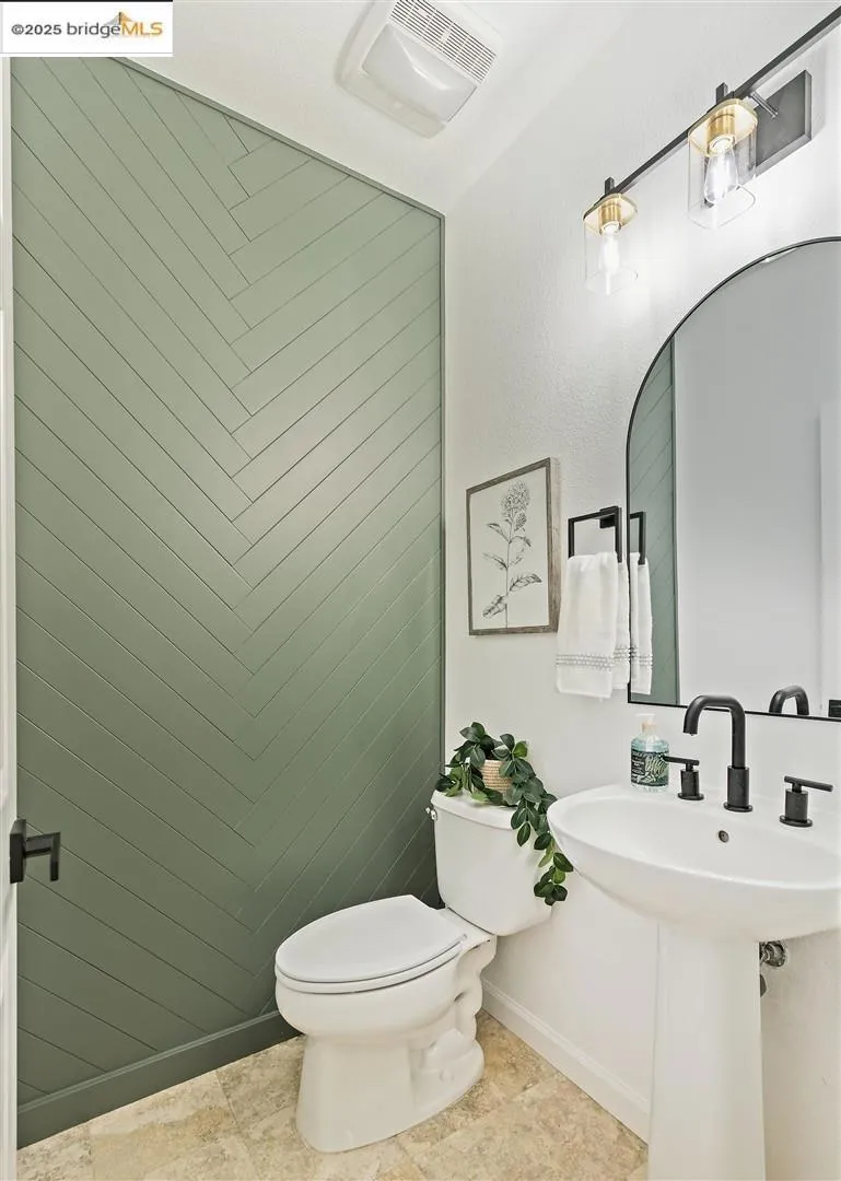 4153 Clarinbridge Cir, Dublin, California 94568 home-pic-18