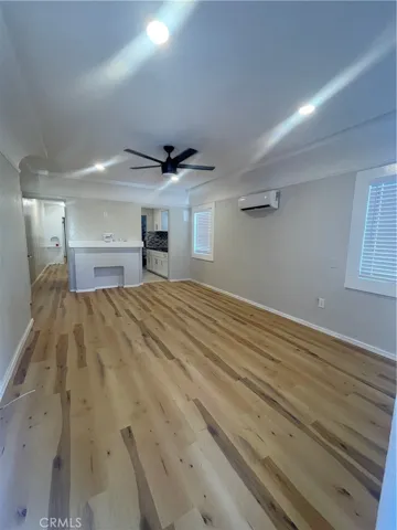 5867 5867 Bonsallo, Los Angeles, California 90044