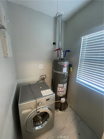 5867 5867 Bonsallo, Los Angeles, California 90044