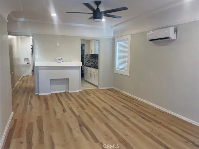 5867 5867 Bonsallo, Los Angeles, California 90044