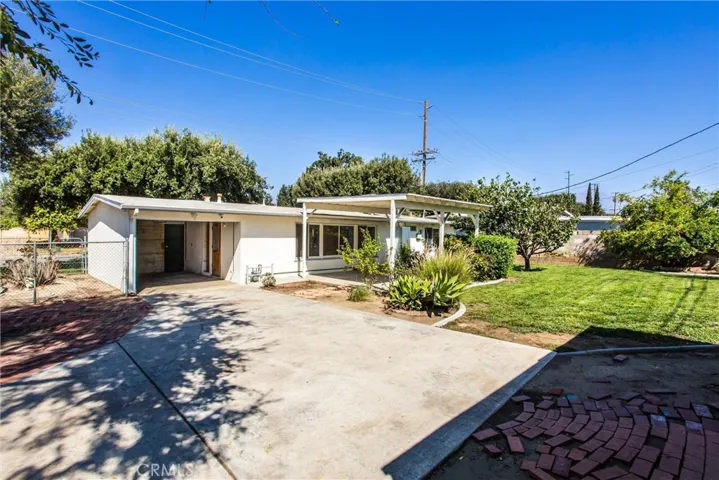 102 E Pioneer, Redlands, California 92374