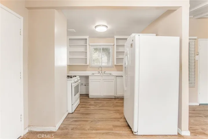 102 E Pioneer, Redlands, California 92374