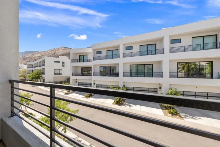 46-web-or-mls-8M4A9833