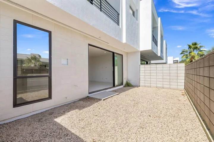 24-web-or-mls-8M4A9690