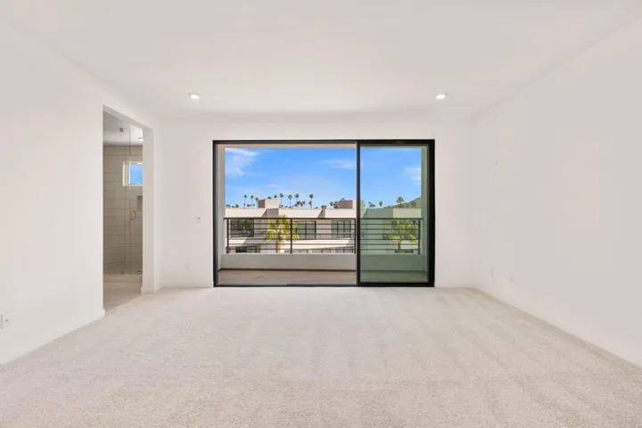 35-web-or-mls-8M4A9751