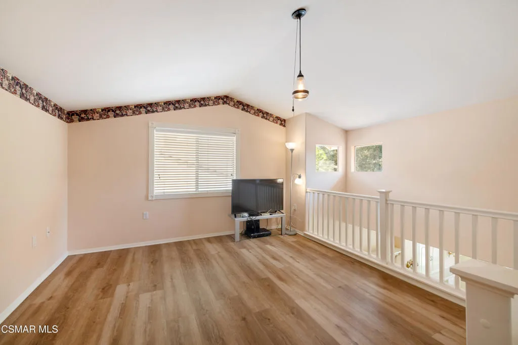 5657 Pansy Street, Simi Valley, California 93063 home-pic-19