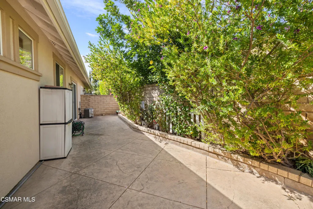 5657 Pansy Street, Simi Valley, California 93063 home-pic-27