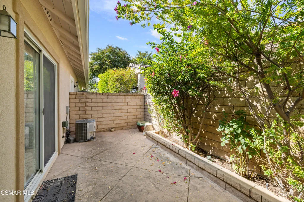 5657 Pansy Street, Simi Valley, California 93063 home-pic-24