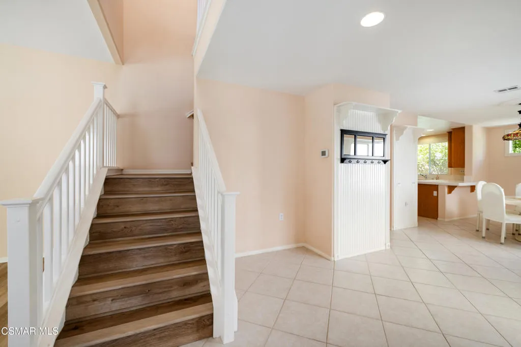 5657 Pansy Street, Simi Valley, California 93063 home-pic-18