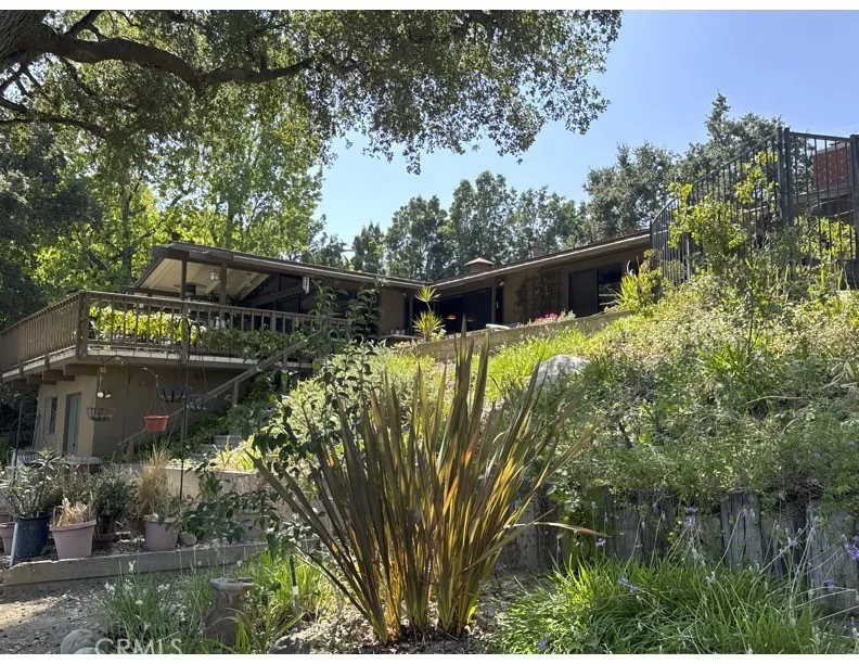 16216 16216 Bertella Drive, Encino, California 91436 home-pic-2