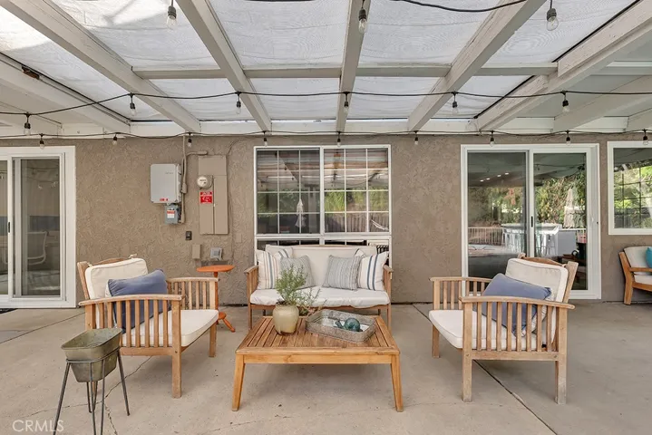 6693 Ardenwood, Simi Valley, California 93063