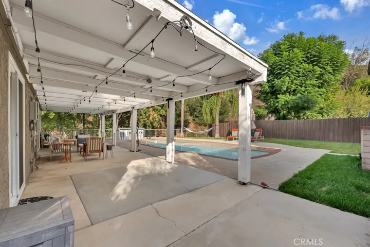 6693 Ardenwood, Simi Valley, California 93063