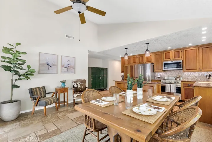 6693 Ardenwood, Simi Valley, California 93063
