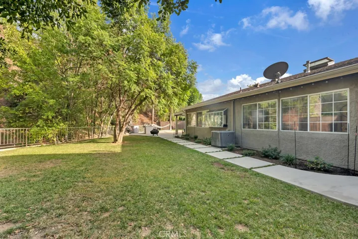 6693 Ardenwood, Simi Valley, California 93063