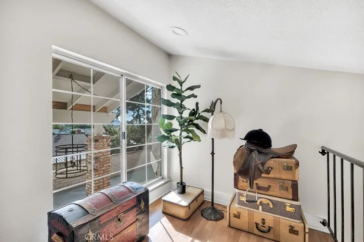 6693 Ardenwood, Simi Valley, California 93063
