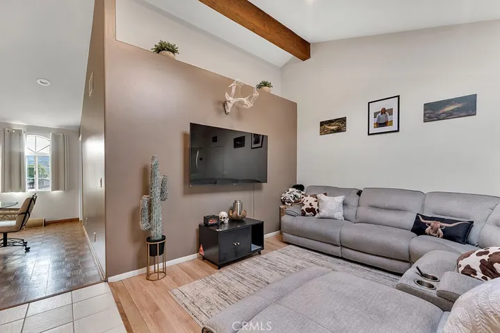 6693 Ardenwood, Simi Valley, California 93063