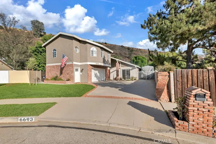 6693 Ardenwood, Simi Valley, California 93063