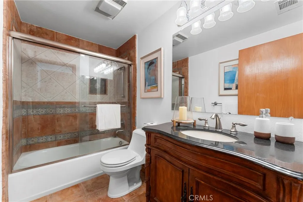1011 Rodeo Road, Arcadia, California 91006 home-pic-21