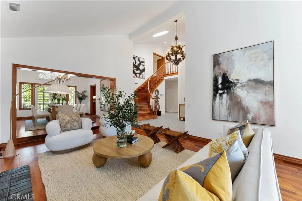1011 Rodeo Road, Arcadia, California 91006 home-pic-7