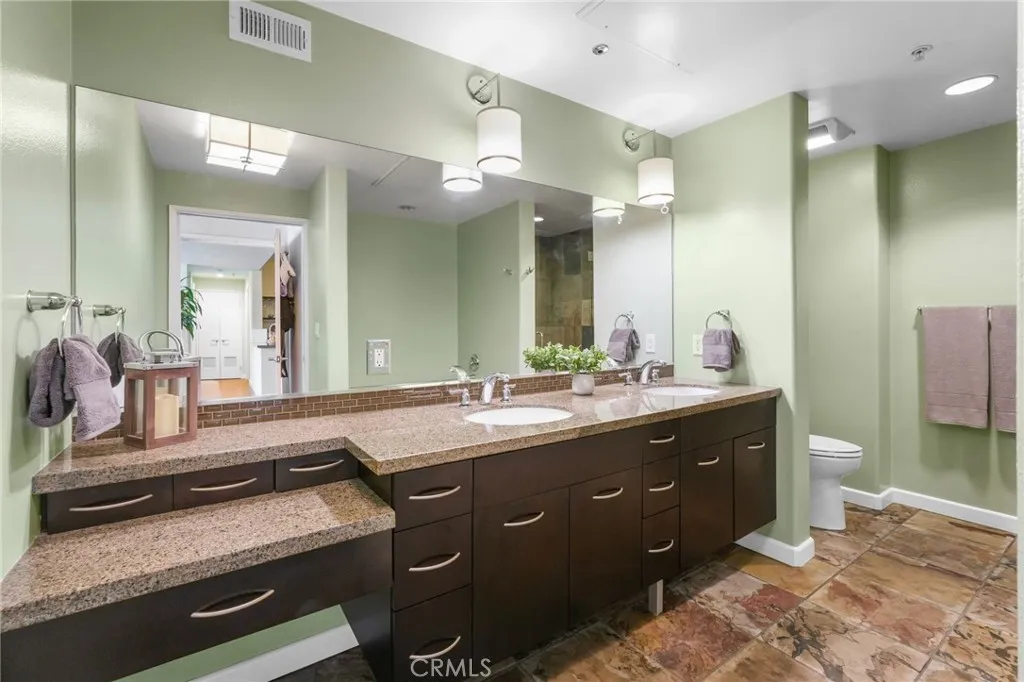 250 N First Street 436, Burbank, California 91502 home-pic-14