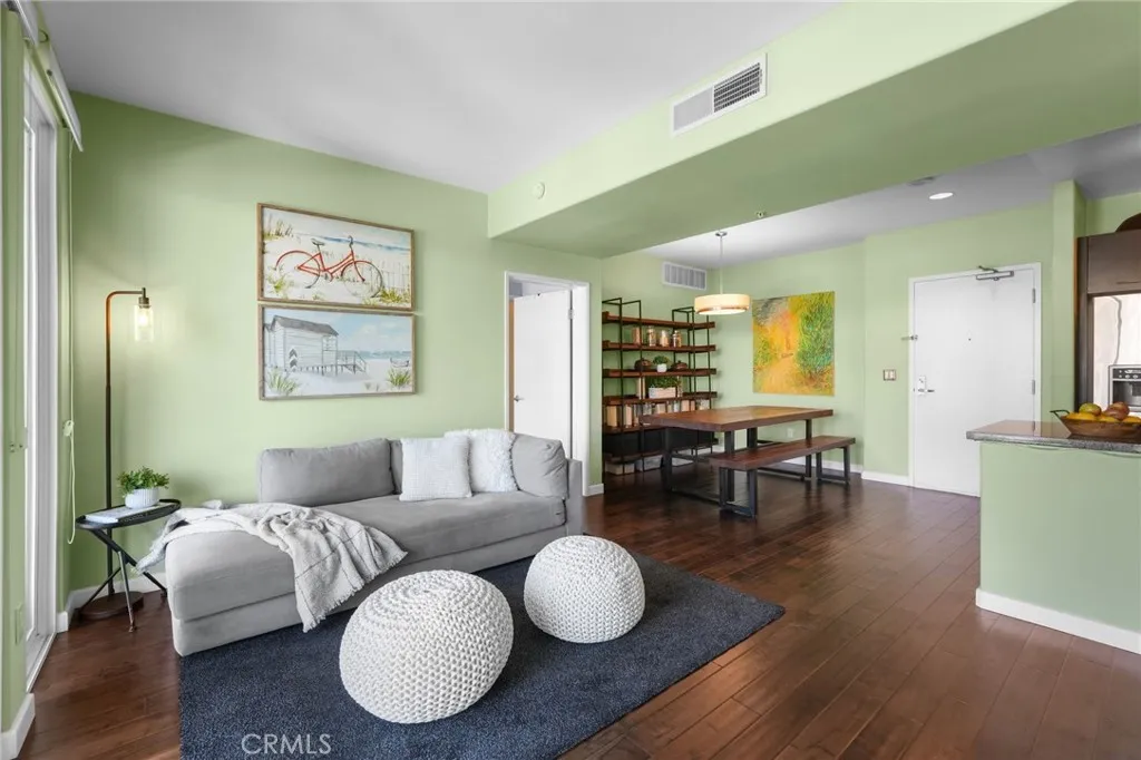 250 N First Street 436, Burbank, California 91502 home-pic-6