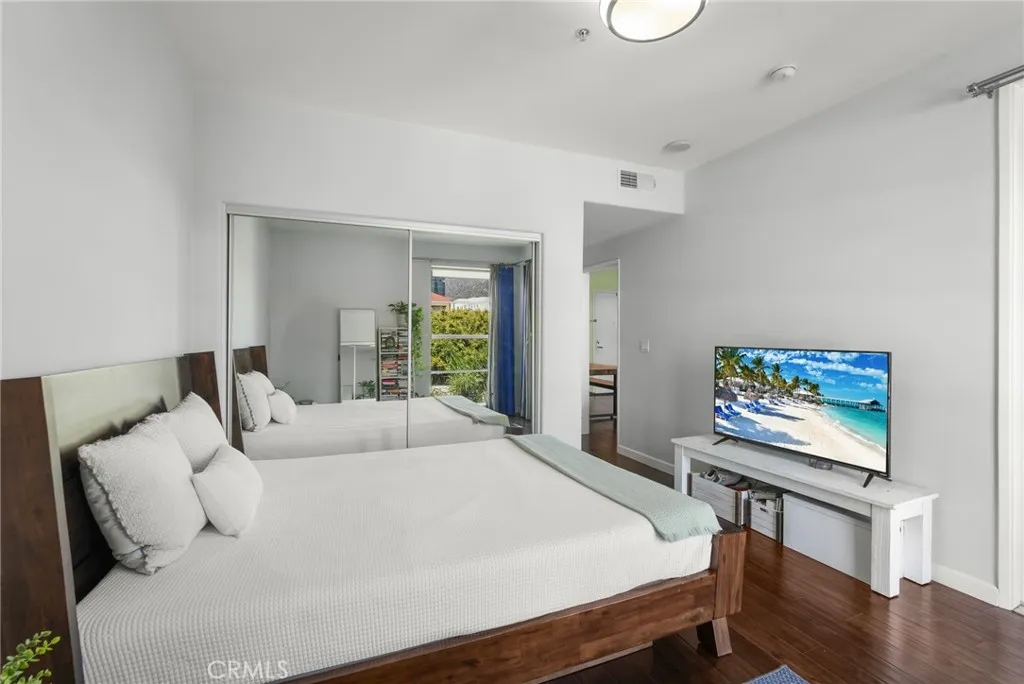 250 N First Street 436, Burbank, California 91502 home-pic-12