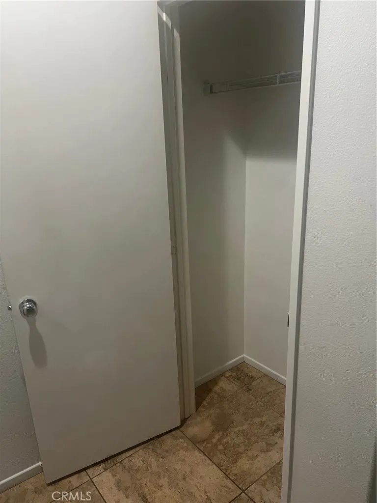 15723 Parkhouse 6, Fontana, California 92336 home-pic-18