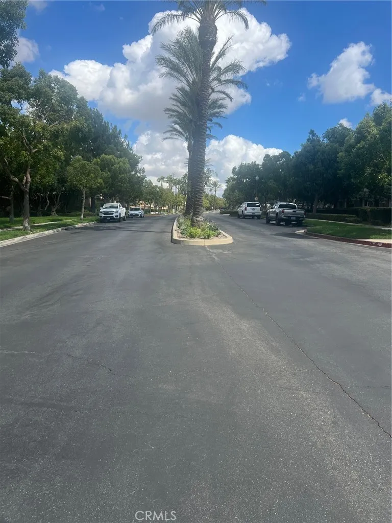 15723 Parkhouse 6, Fontana, California 92336 home-pic-4