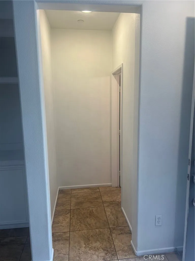 15723 Parkhouse 6, Fontana, California 92336 home-pic-6