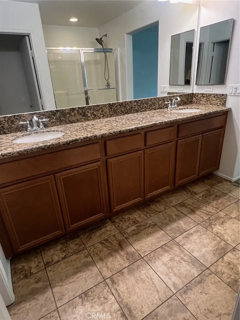 15723 Parkhouse 6, Fontana, California 92336 home-pic-38