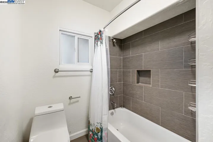 2138 19th Ave, Oakland, California 94606